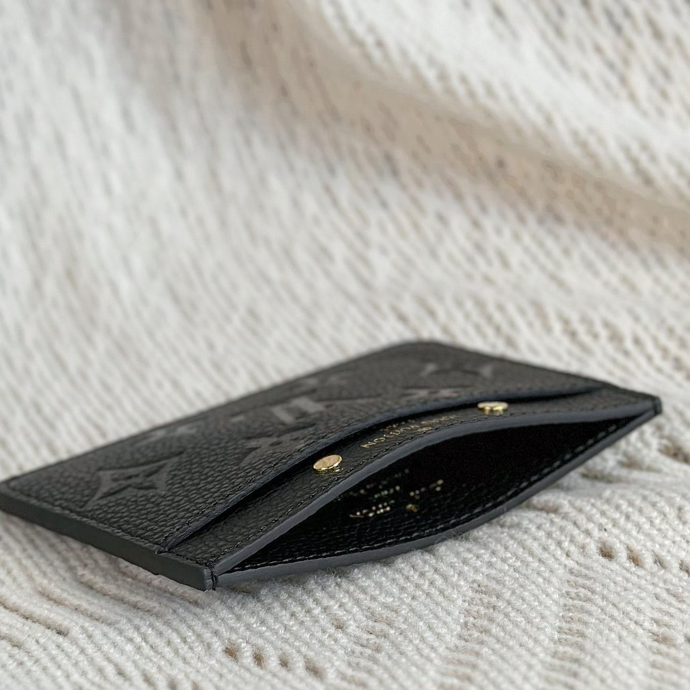 Louis Vuitton Card Holder  M69171 - DesignerGu