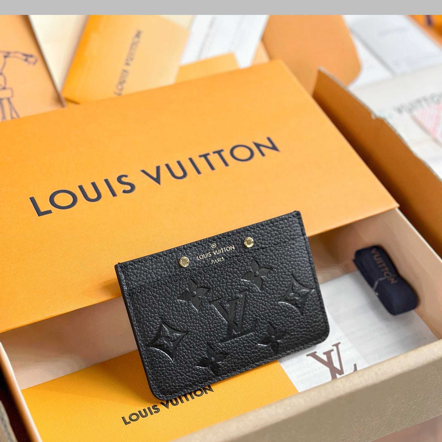 Louis Vuitton Card Holder  M69171 - DesignerGu
