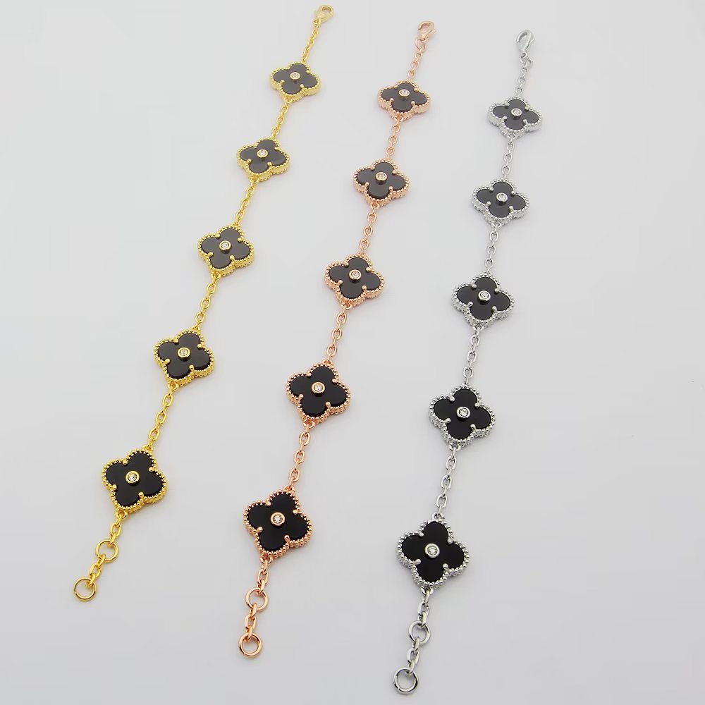Van Cleef & Arpels Bracelet - DesignerGu