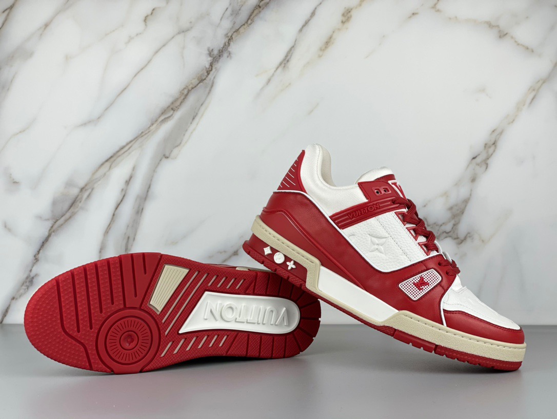 Louis Vuitton Trainer Sneaker - 