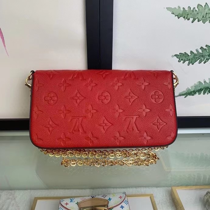 Louis Vuitton Monogram Shoulder Bag - 