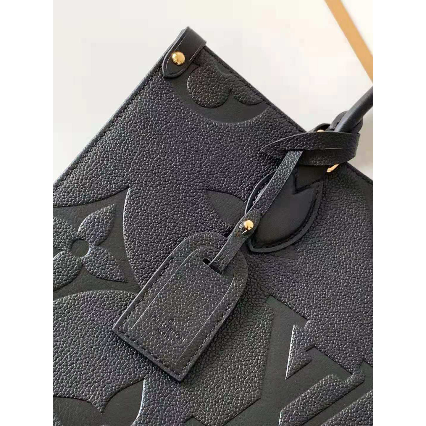 Louis Vuitton Neverfull Totes - 