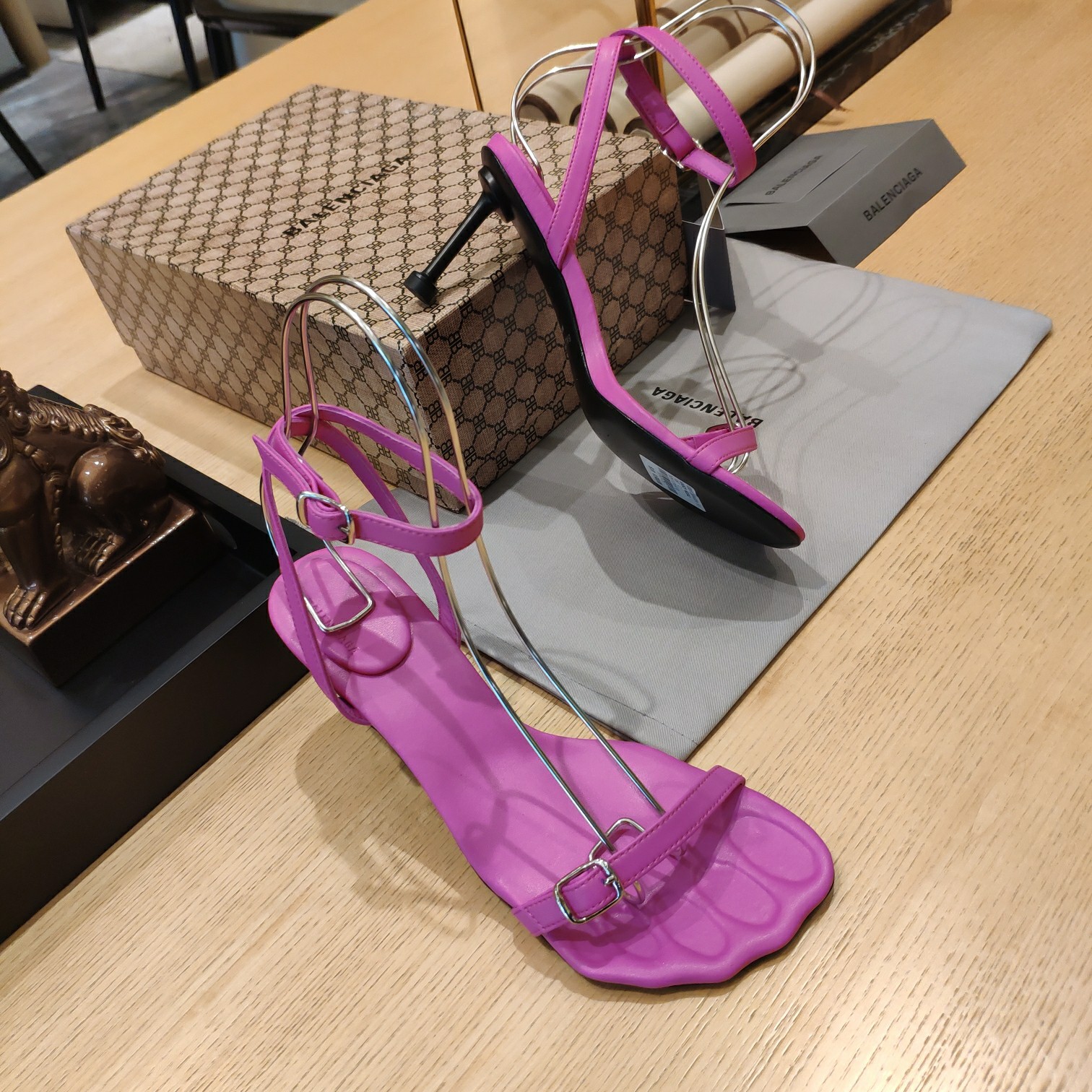 Balenciaga Logo High Heeled Sandals (7CM) - DesignerGu