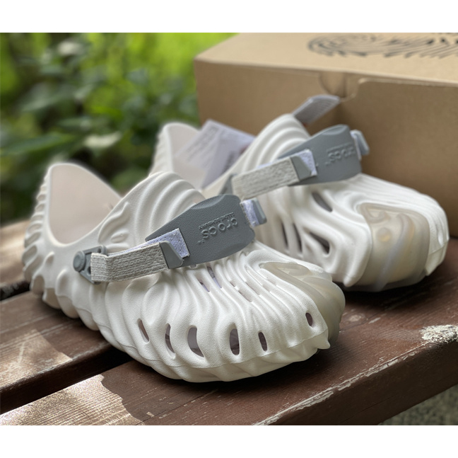 Salehe Bembury × CrocsPollex Clog "Cucumber"  - DesignerGu