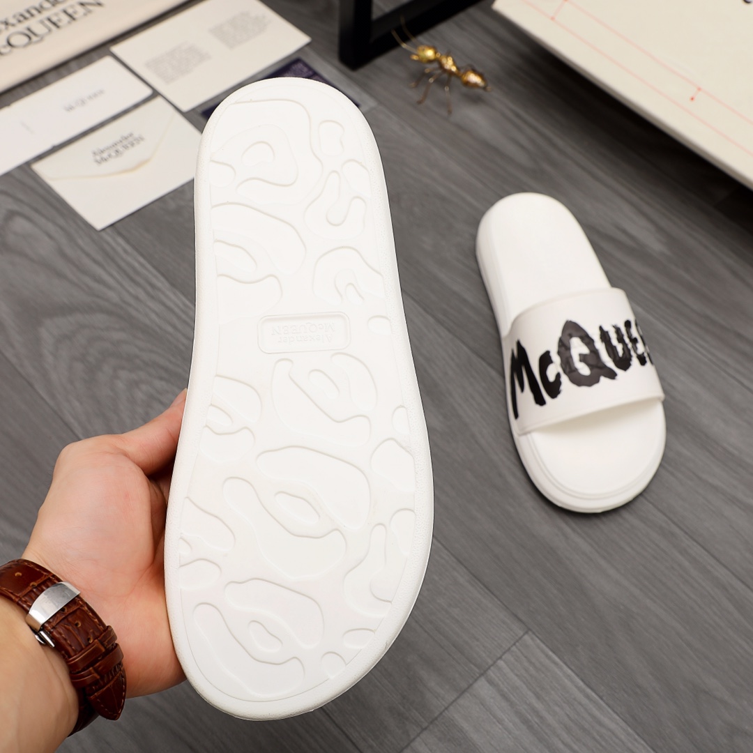 Alexander Mqueen Logo Slipper - DesignerGu