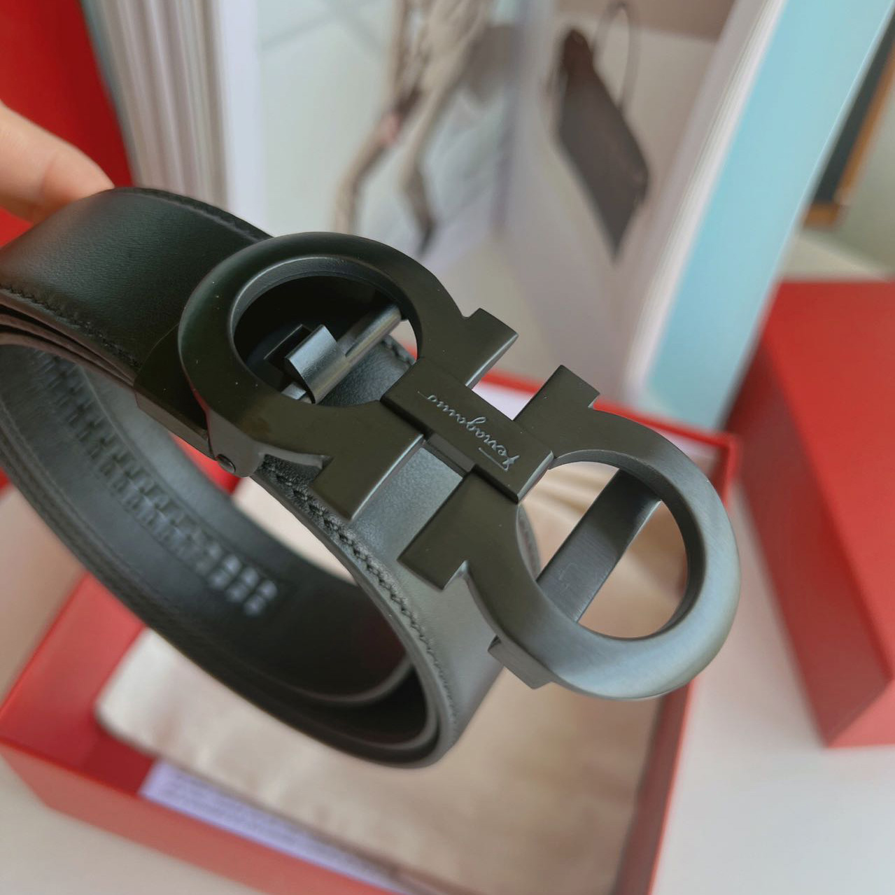 Ferragamo Black Leather Belt - 