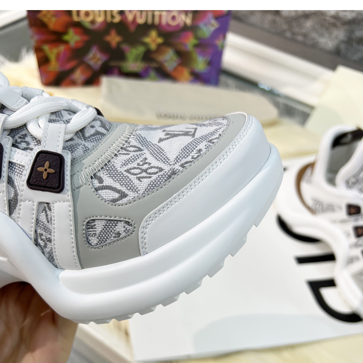 Louis Vuitton LV Archlight Sneaker   1AAIX3 - 