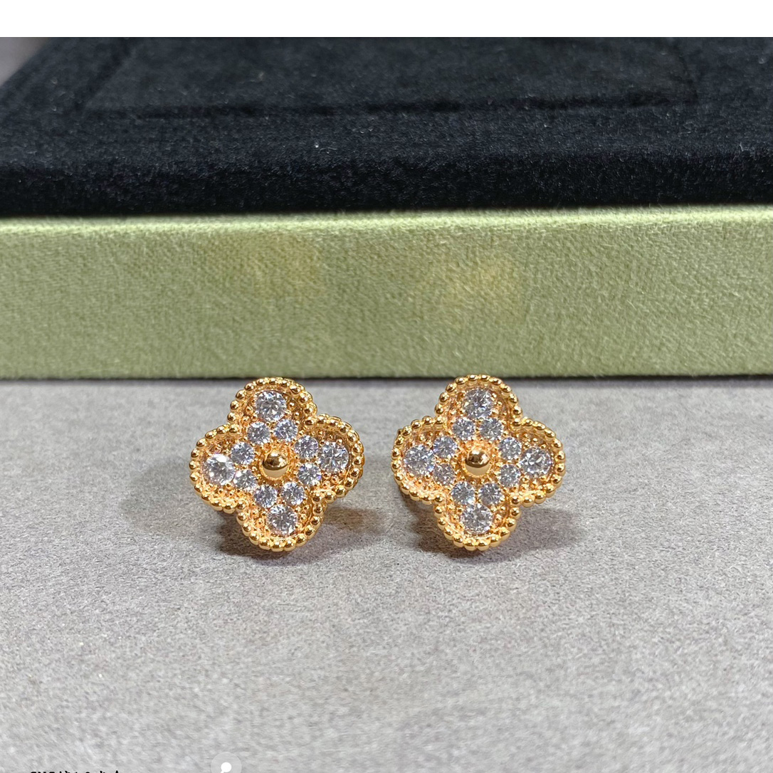 Van Cleef & Arpels Vintage Alhambra Earrings - DesignerGu