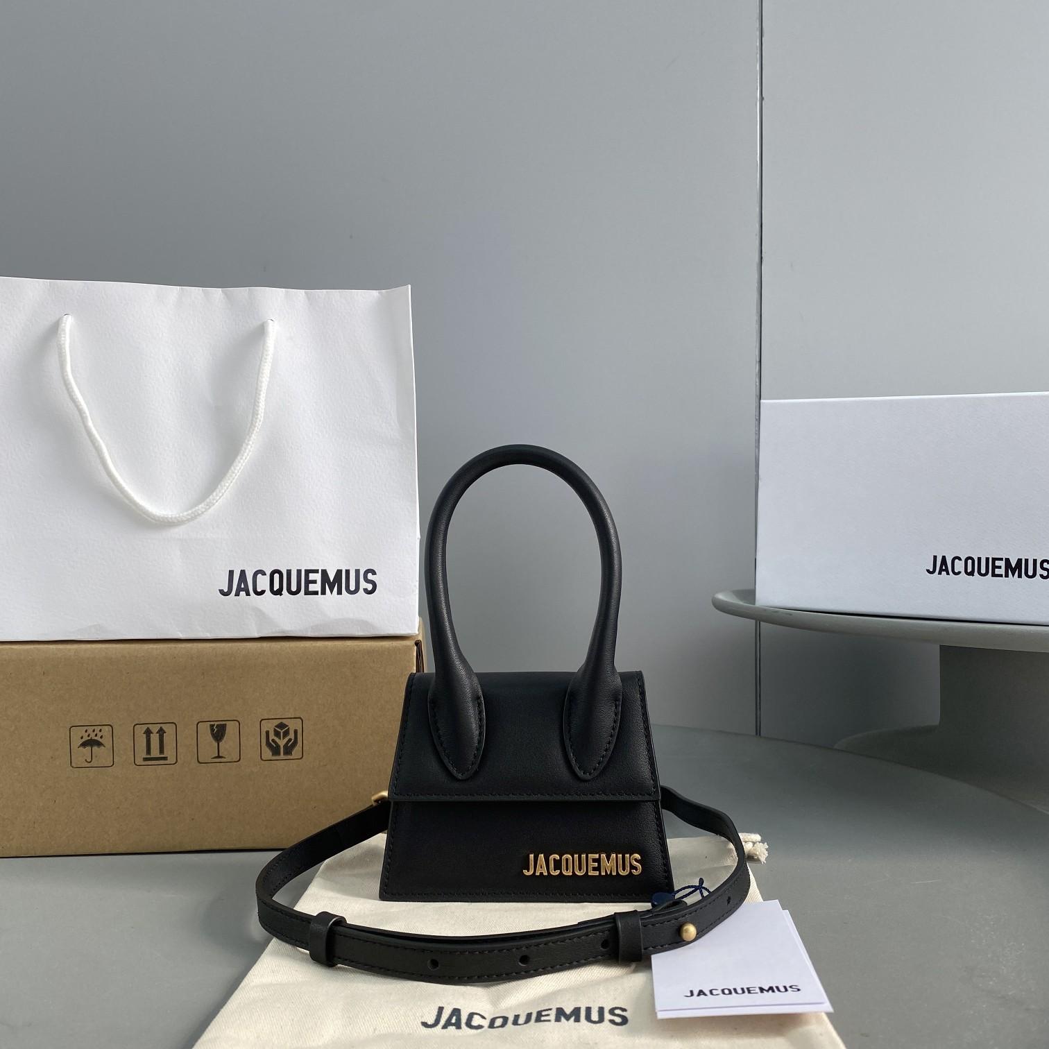 Jacquemus Le Chiquito Signature Leather Mini Handbag.(12-8-5cm) - DesignerGu