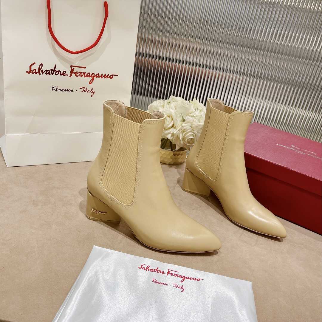 Ferragamo Leather Ankle Boot - DesignerGu