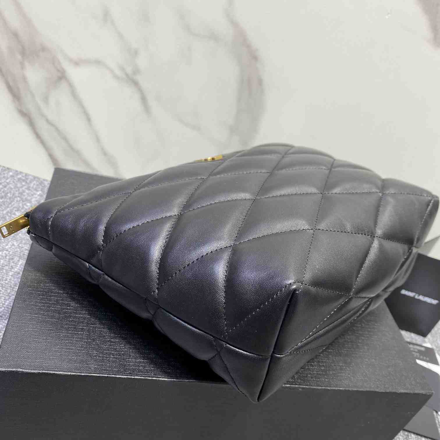 Saint Laurent Sade Pouch In Quilted Lambskin - 