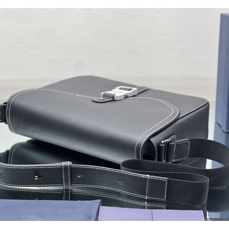 Dior Saddle Messenger Bag - 