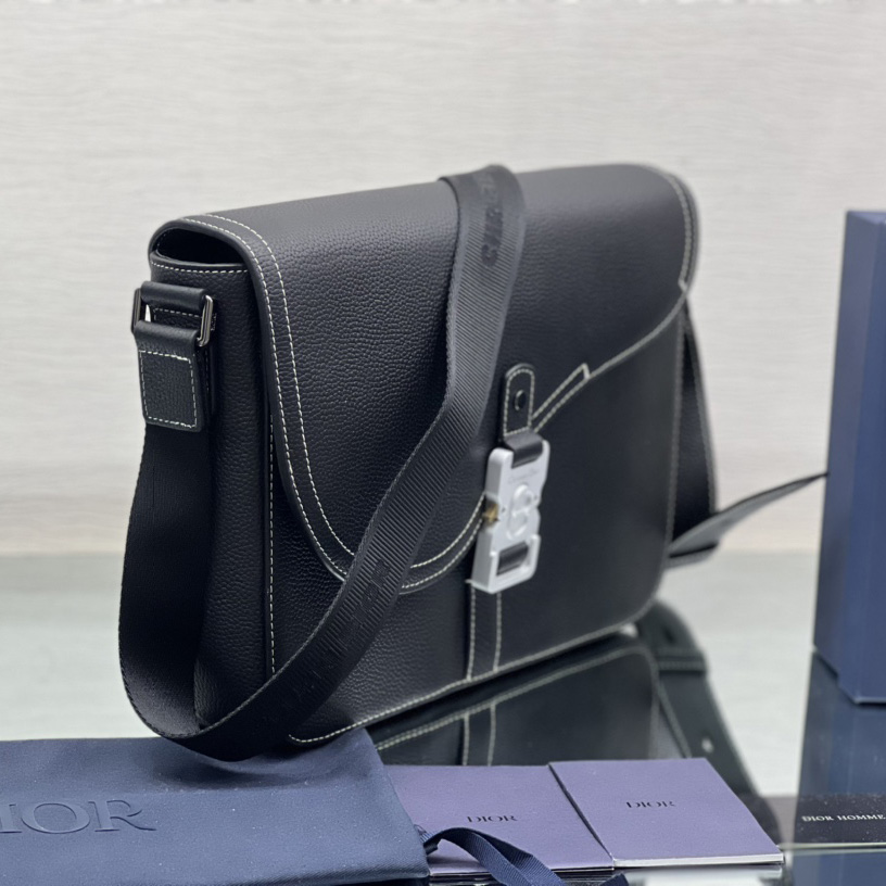 Dior Saddle Messenger Bag - 