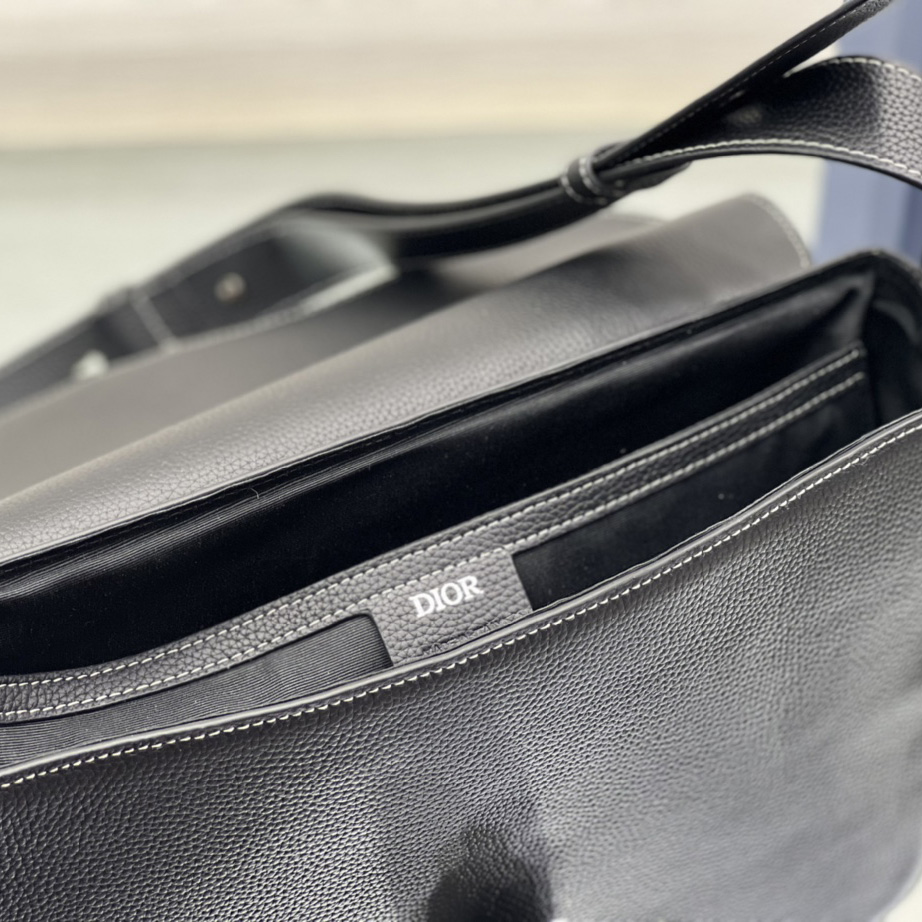 Dior Saddle Messenger Bag - 