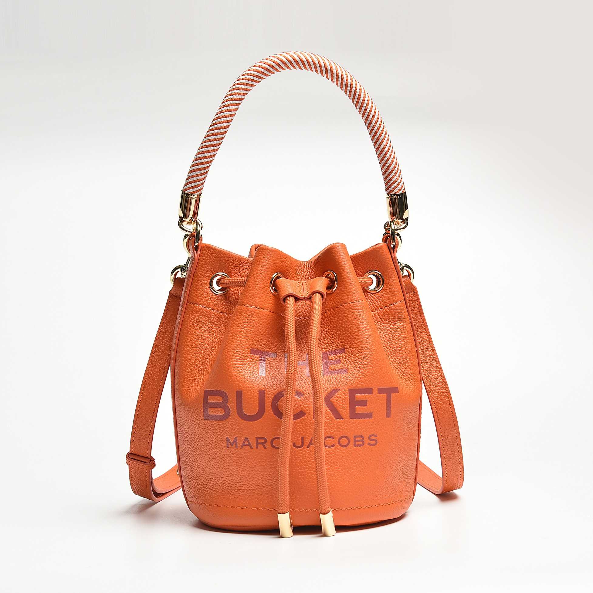 Marc Jacobs The Bucket Bag(19-19-23cm) - DesignerGu