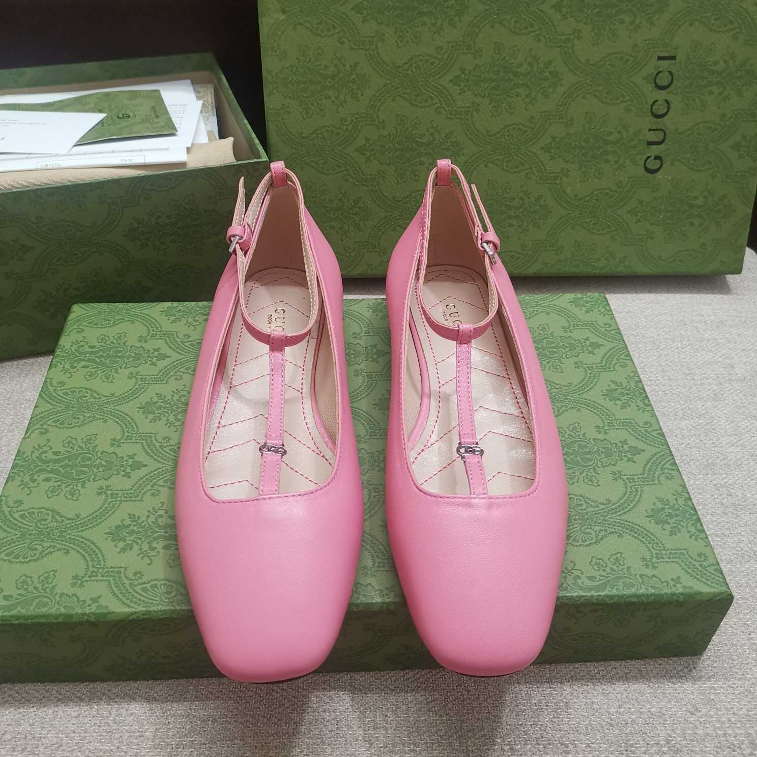 Gucci Women's Ballet Flat With Double G - 