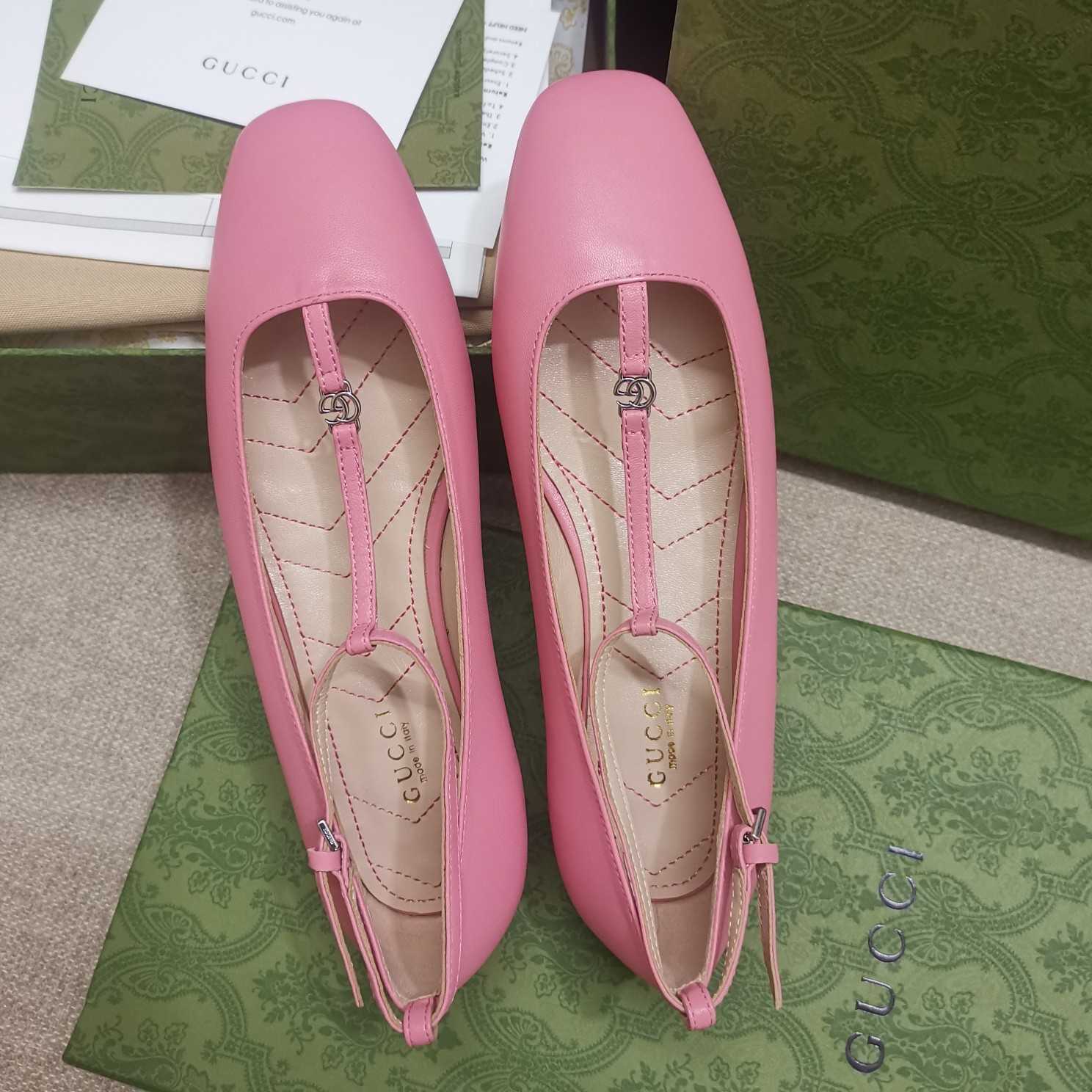 Gucci Women's Ballet Flat With Double G - 