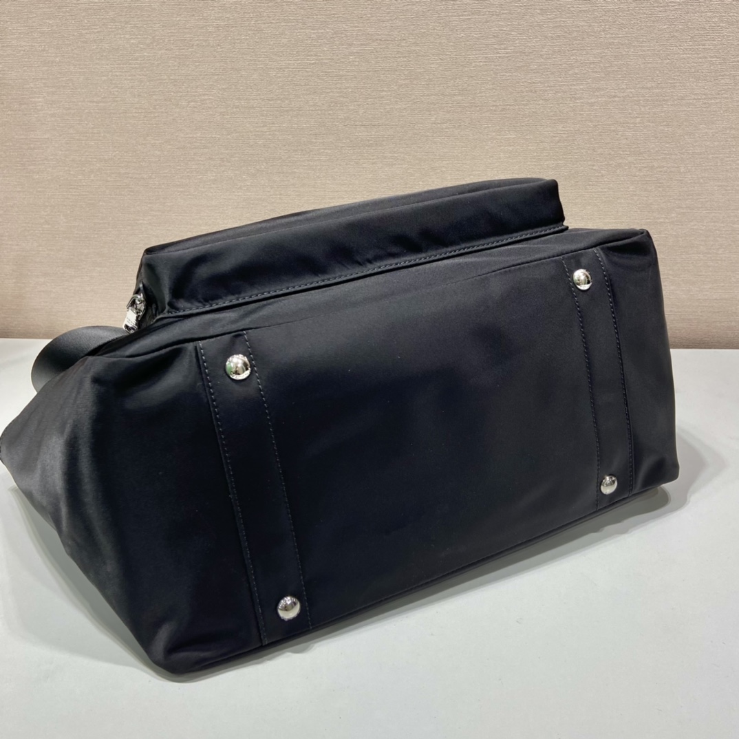 Prada Re-Nylon Baby Bag - DesignerGu