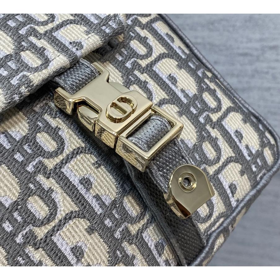 Dior Medium Diorcamp Bag  - 