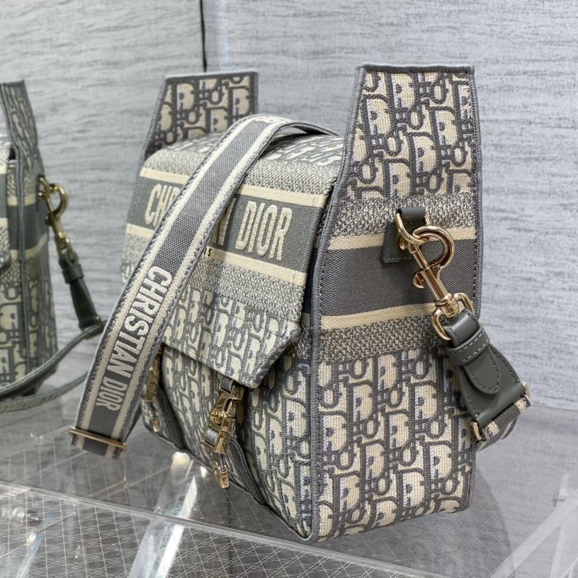 Dior Medium Diorcamp Bag  - 