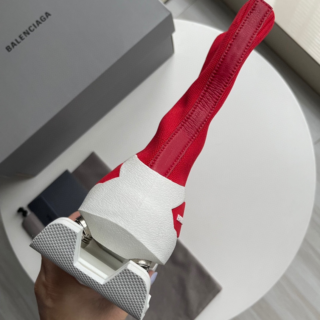 Balenciaga Speed Sneaker In Red - 