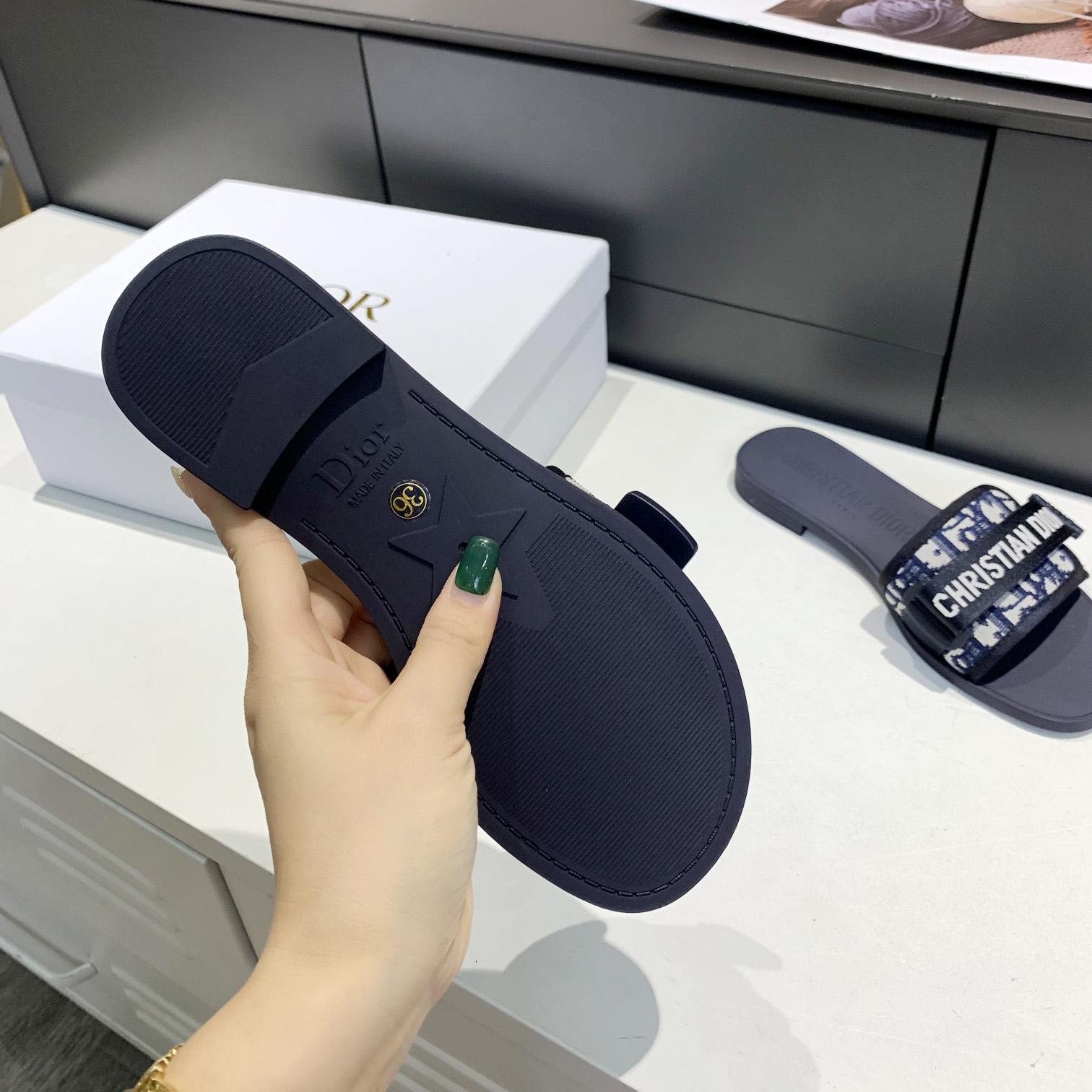 Dior Evolution Slide - 
