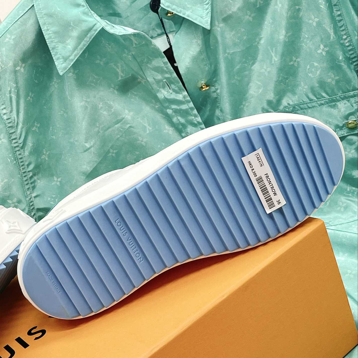 Louis Vuitton Time Out Sneaker (upon uk size)     1AADNV - 