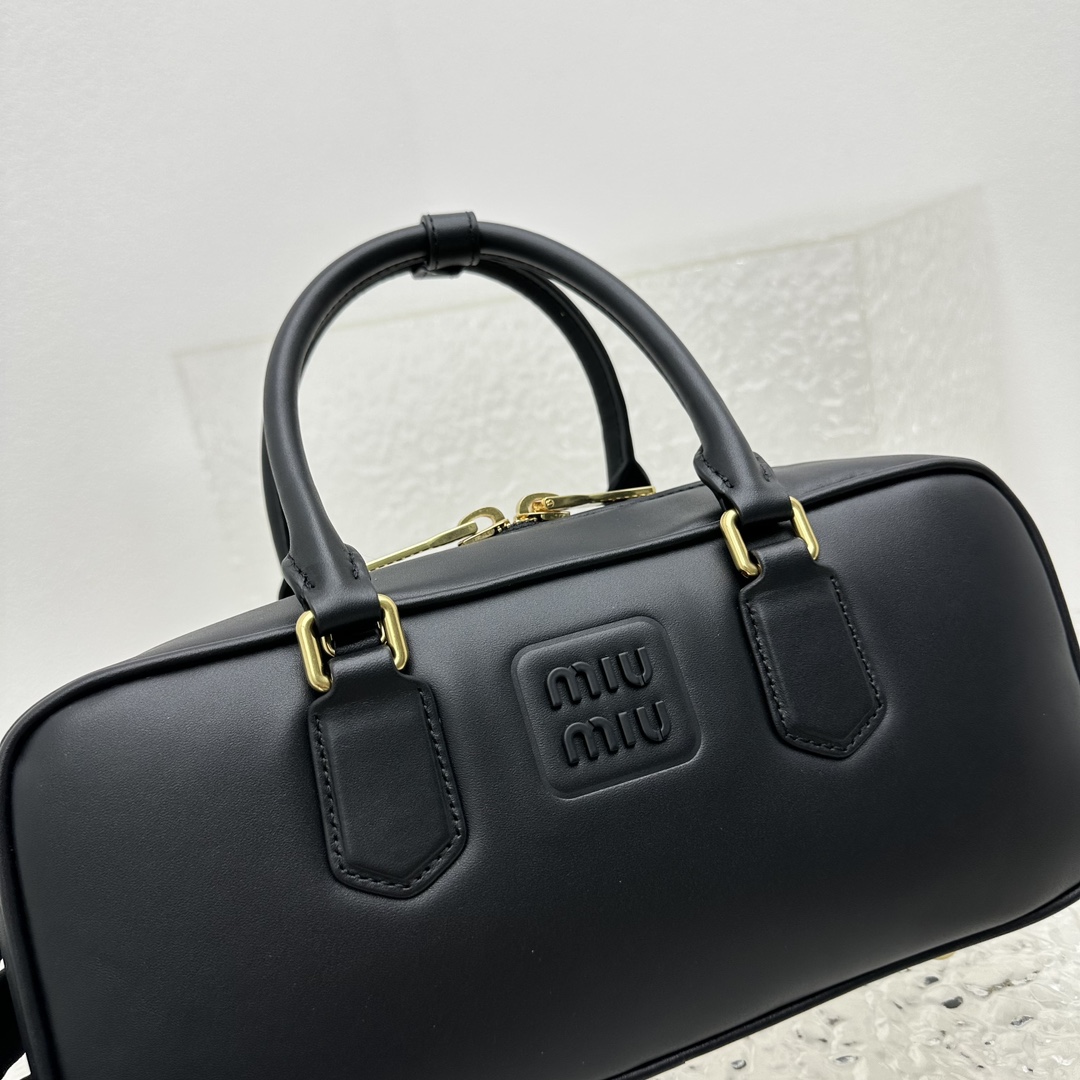 Miu Miu Leather Top-handle Bag - 
