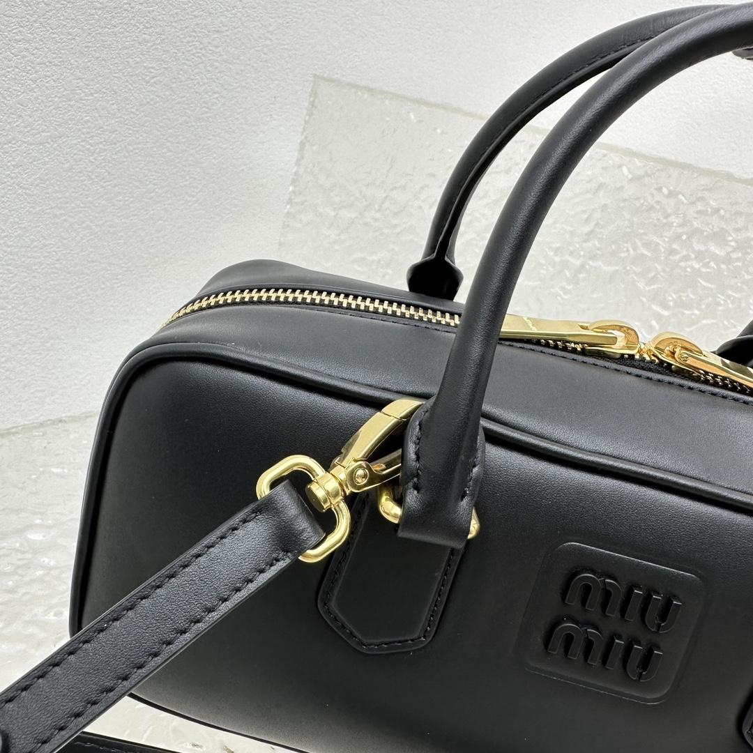 Miu Miu Leather Top-handle Bag - 