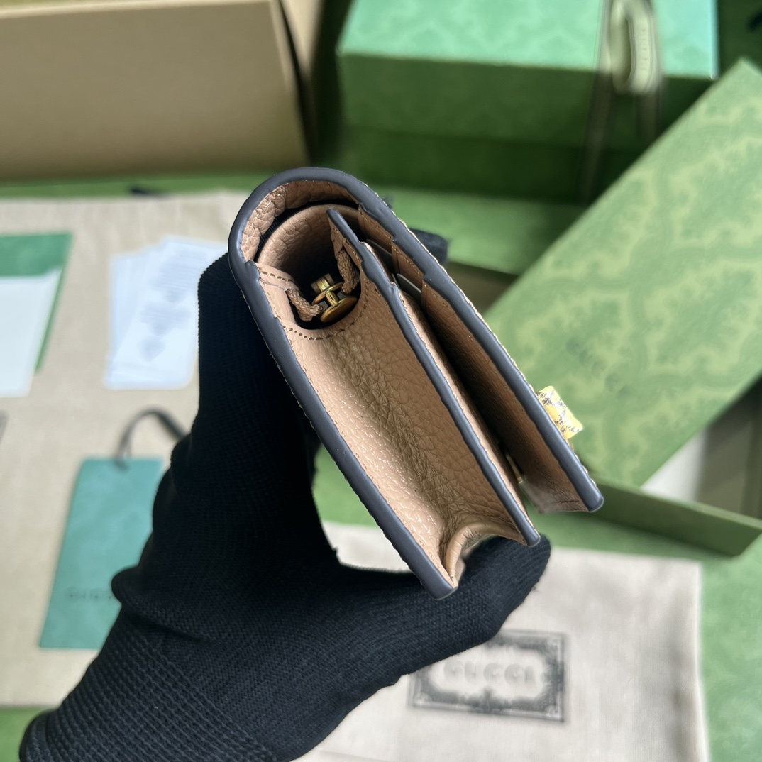Gucci Wallet With Interlocking G Python Bow - 
