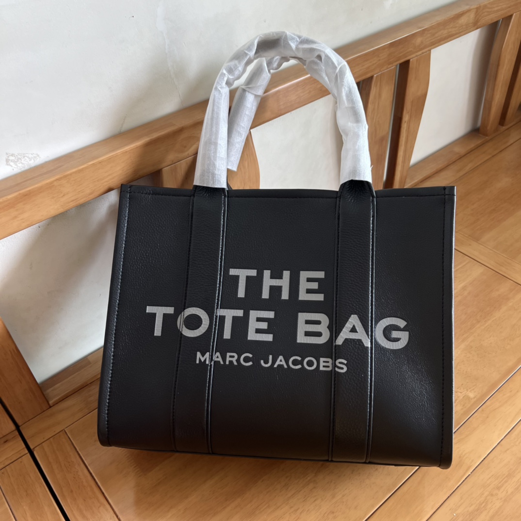 Marc Jacobs The Leather Large Tote Bag   41cm - DesignerGu