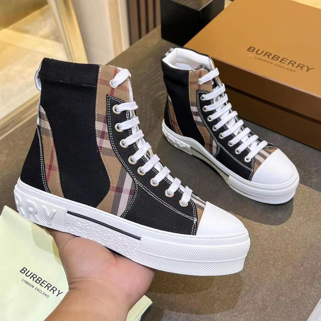 Burberry Vintage Check Lace-up Sneakers - DesignerGu
