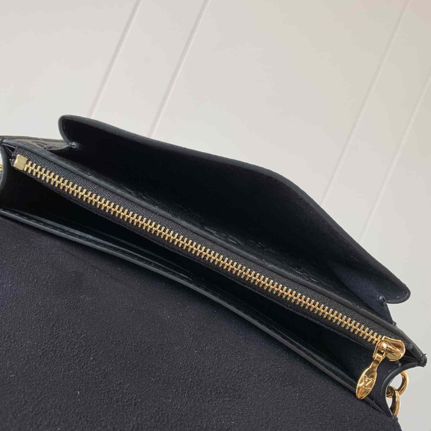 Louis Vuitton Black Monogram Empreinte Leather Vavin Wallet On Chain (19x 12.5 x 4 cm)    M67839 - 