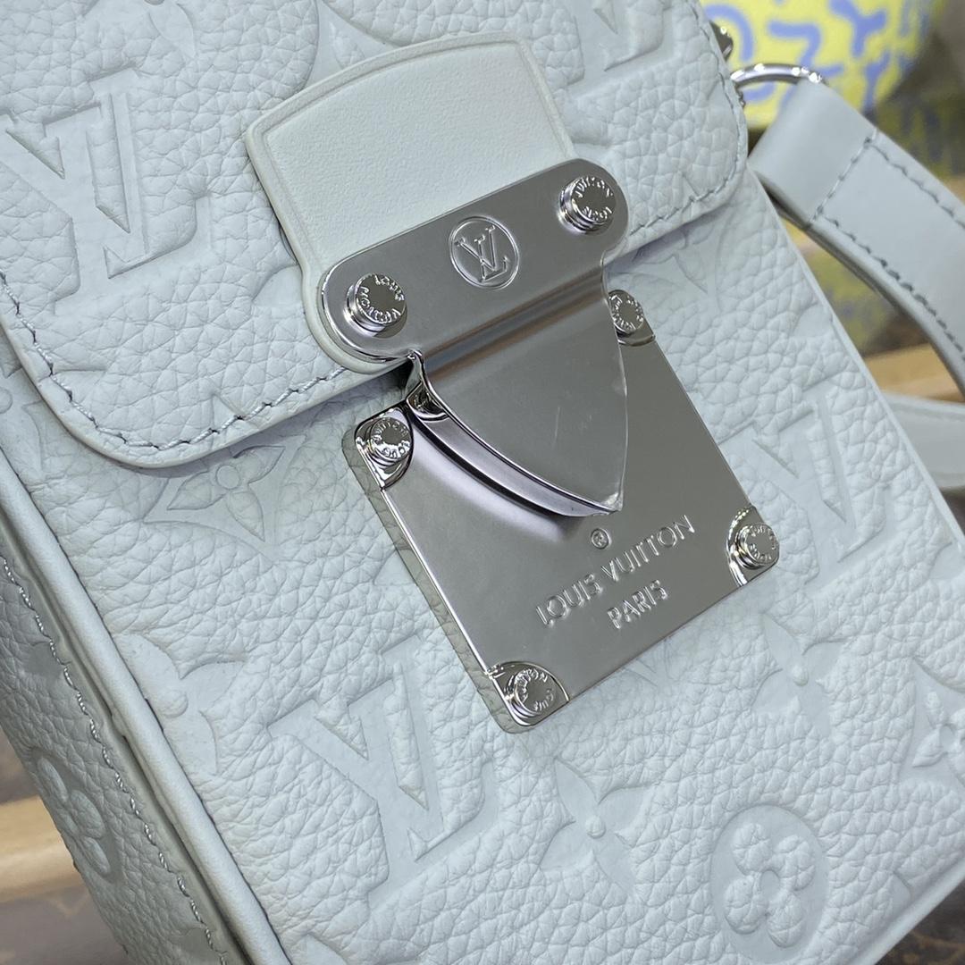 Louis Vuitton S-Lock Vertical Wearable Wallet (12 x 19 x 7 cm)   M82568 - 