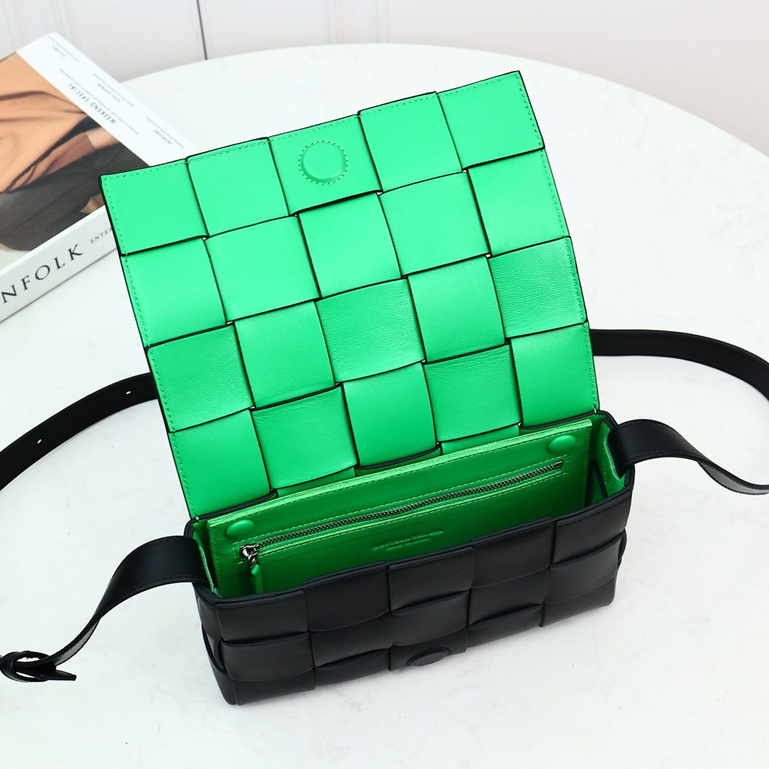Bottega Veneta Cassette - 