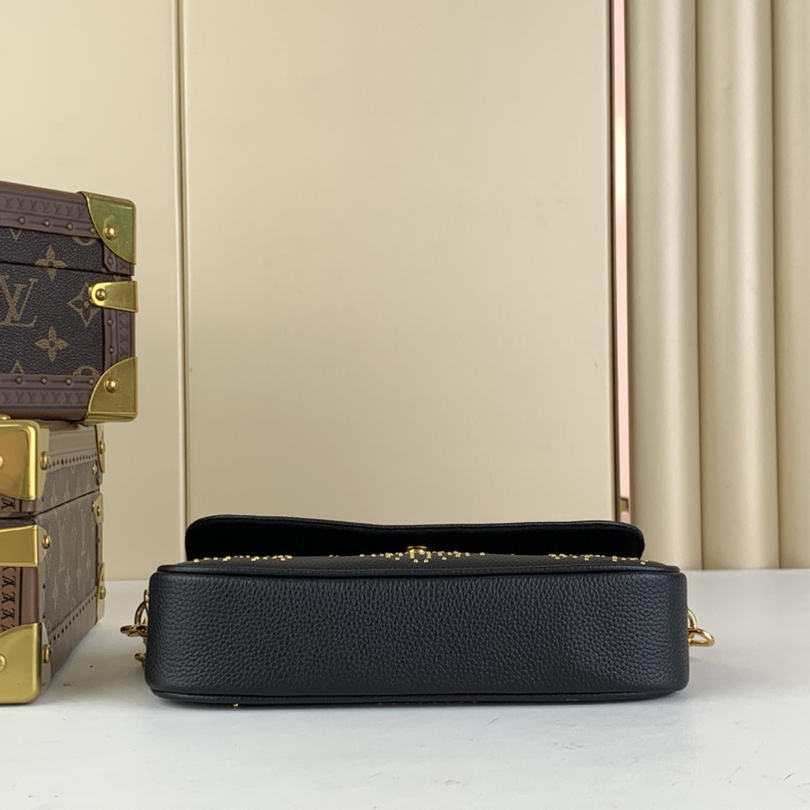 Louis Vuitton Wallet on Chain Ivy (23.5 x 12.0 x 4.3cm)  M82653 - DesignerGu