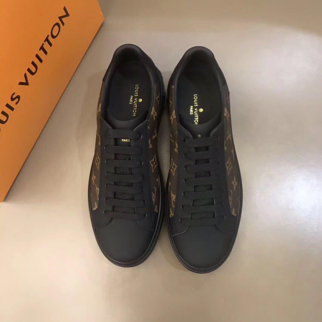 Louis Vuitton Monogram Sneakers - 