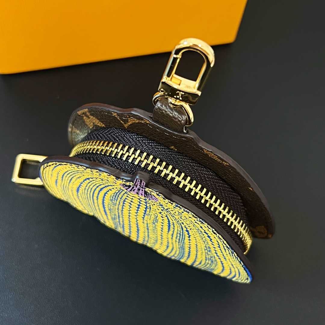 Louis Vuitton LV x YK Pumpkin Coin Purse - 