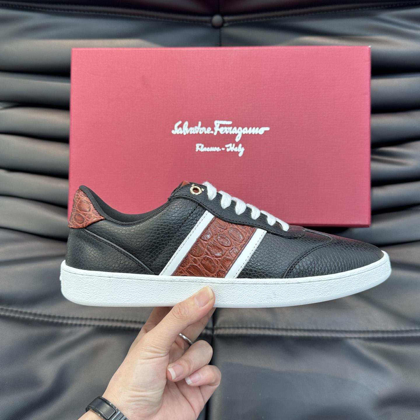 Ferragamo Low Cut Sneaker - DesignerGu