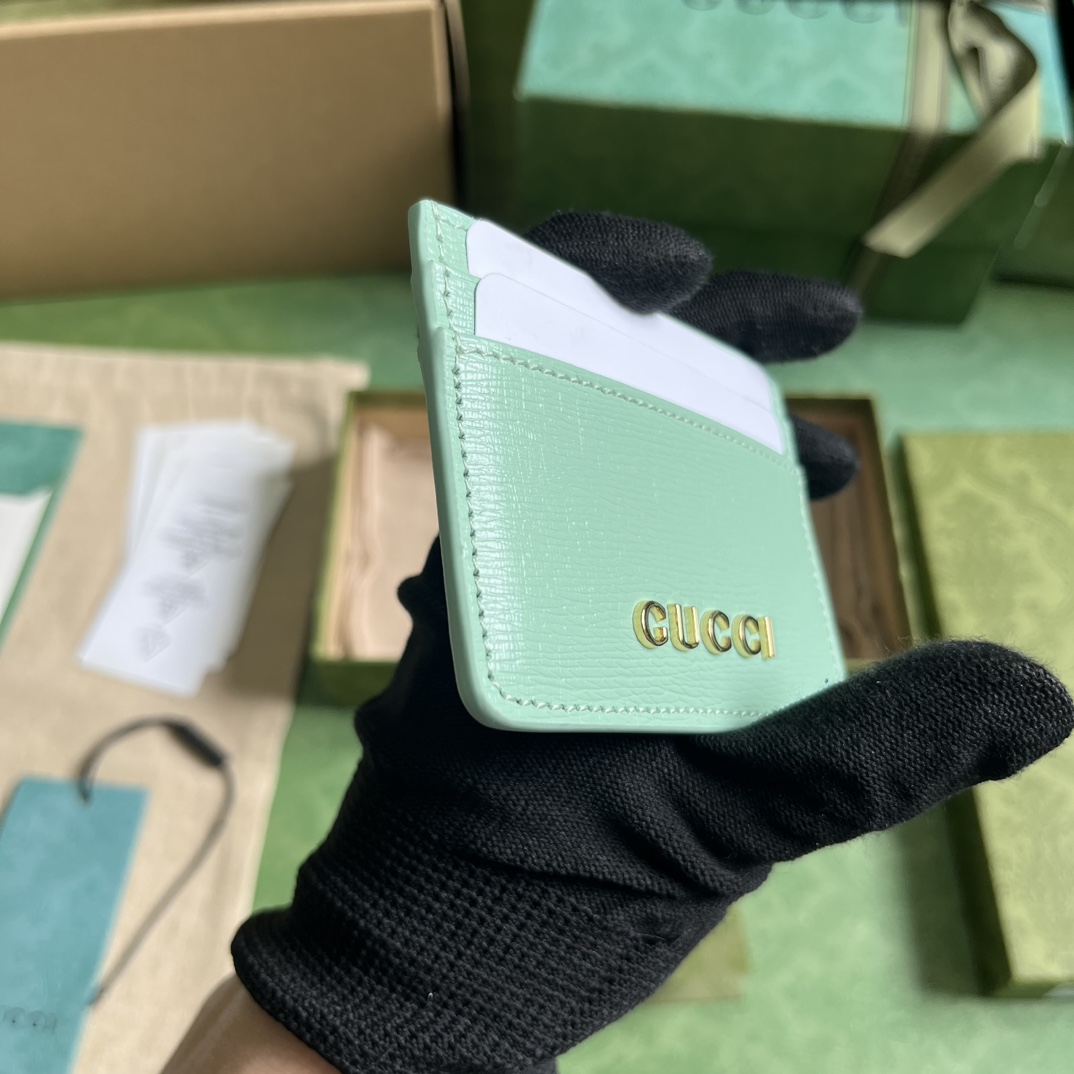 Gucci Card Case With Gucci Script - 