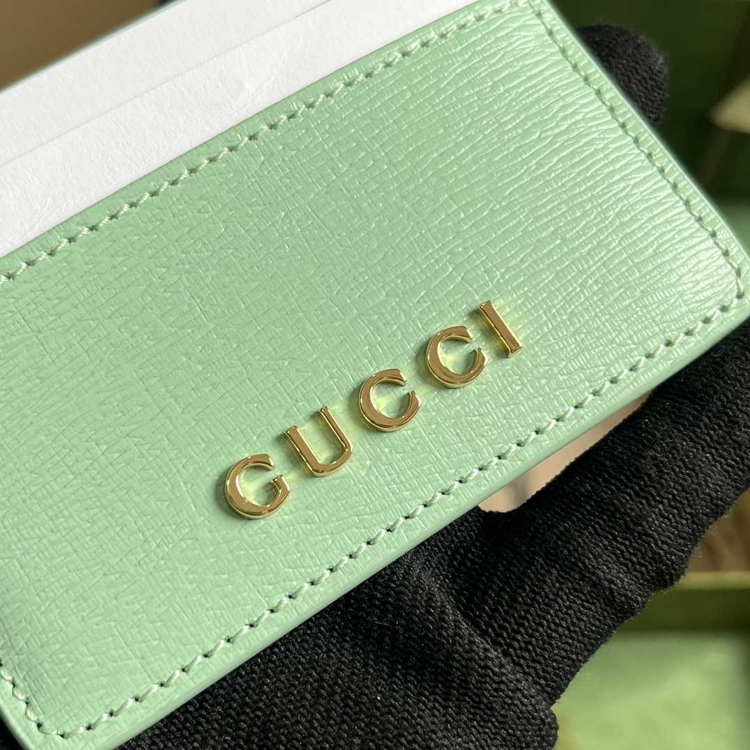Gucci Card Case With Gucci Script - 