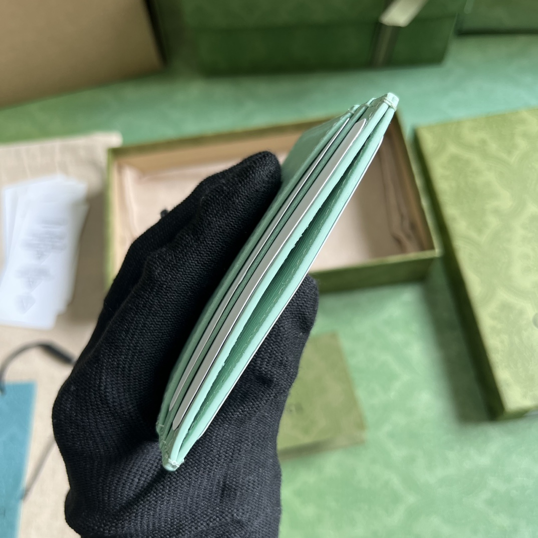 Gucci Card Case With Gucci Script - 