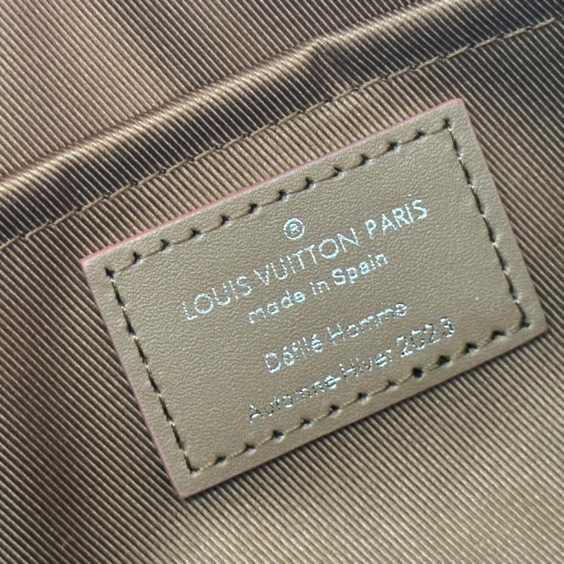 Louis Vuitton Soft Polochon MM   M23092 - 