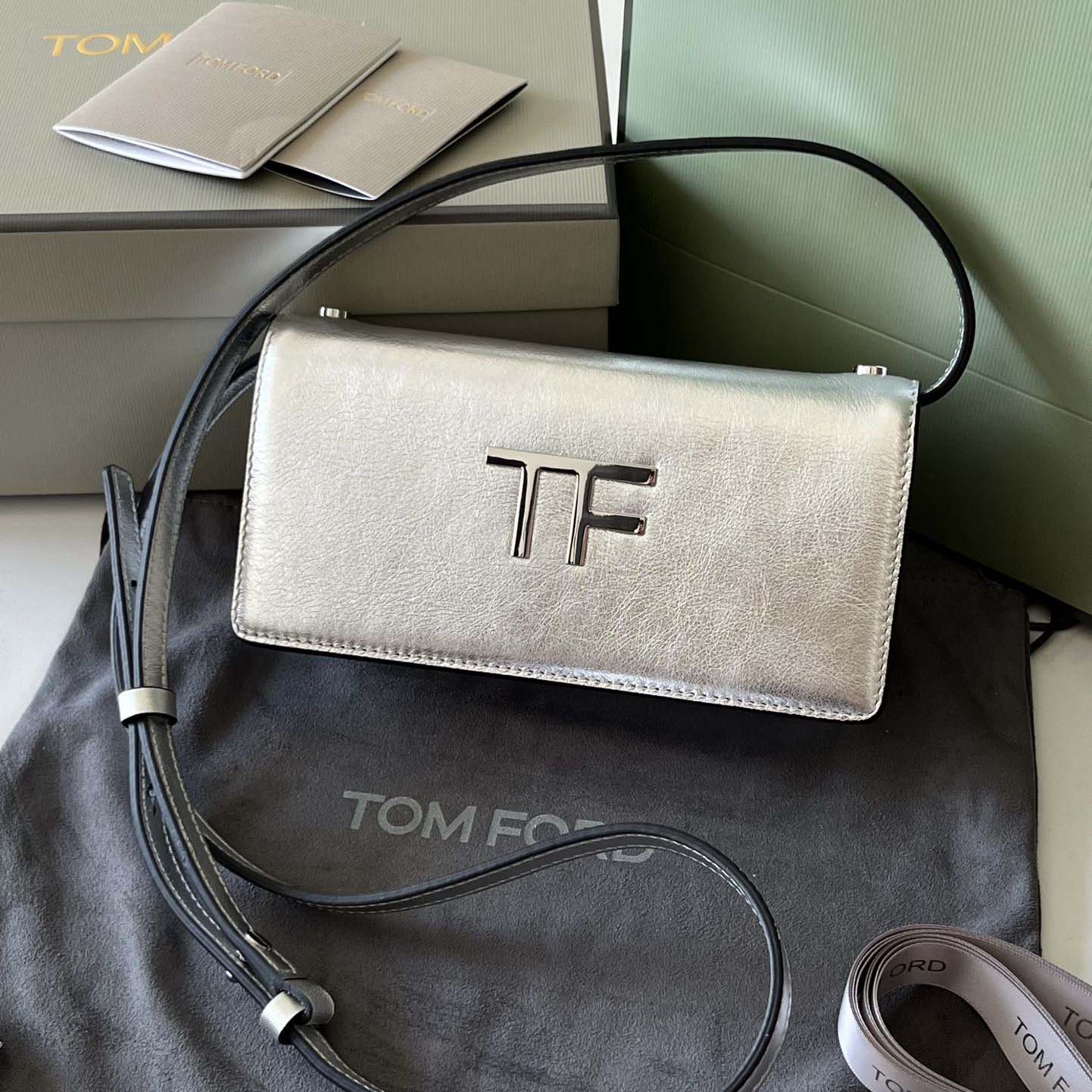 Tom Ford Leather TF Bag    18*9*3cm - DesignerGu