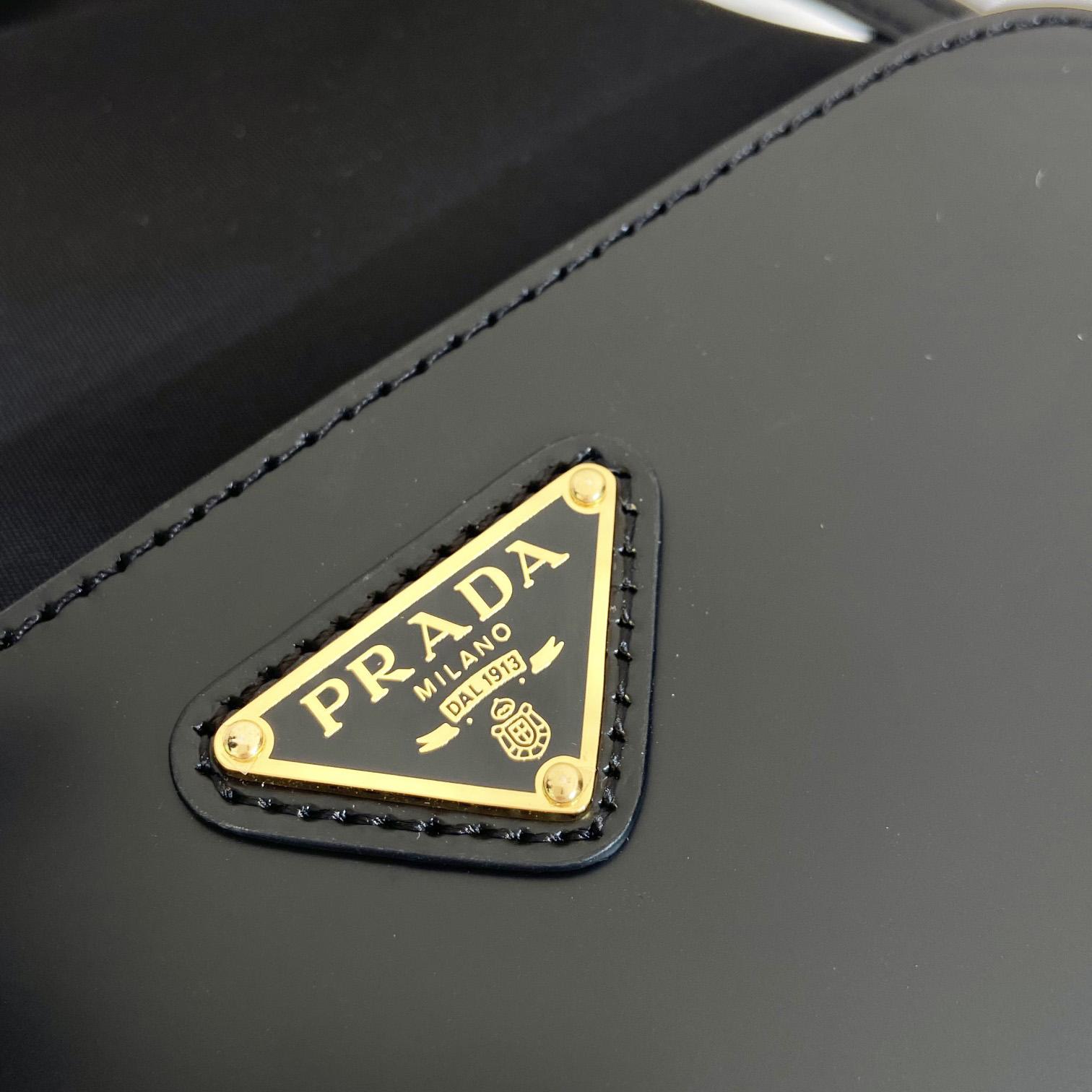 Prada Duet Re-Nylon And Brushed Bucket Bag - 