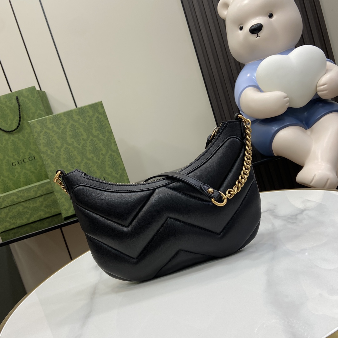 Gucci GG Marmont Small Shoulder Bag - 