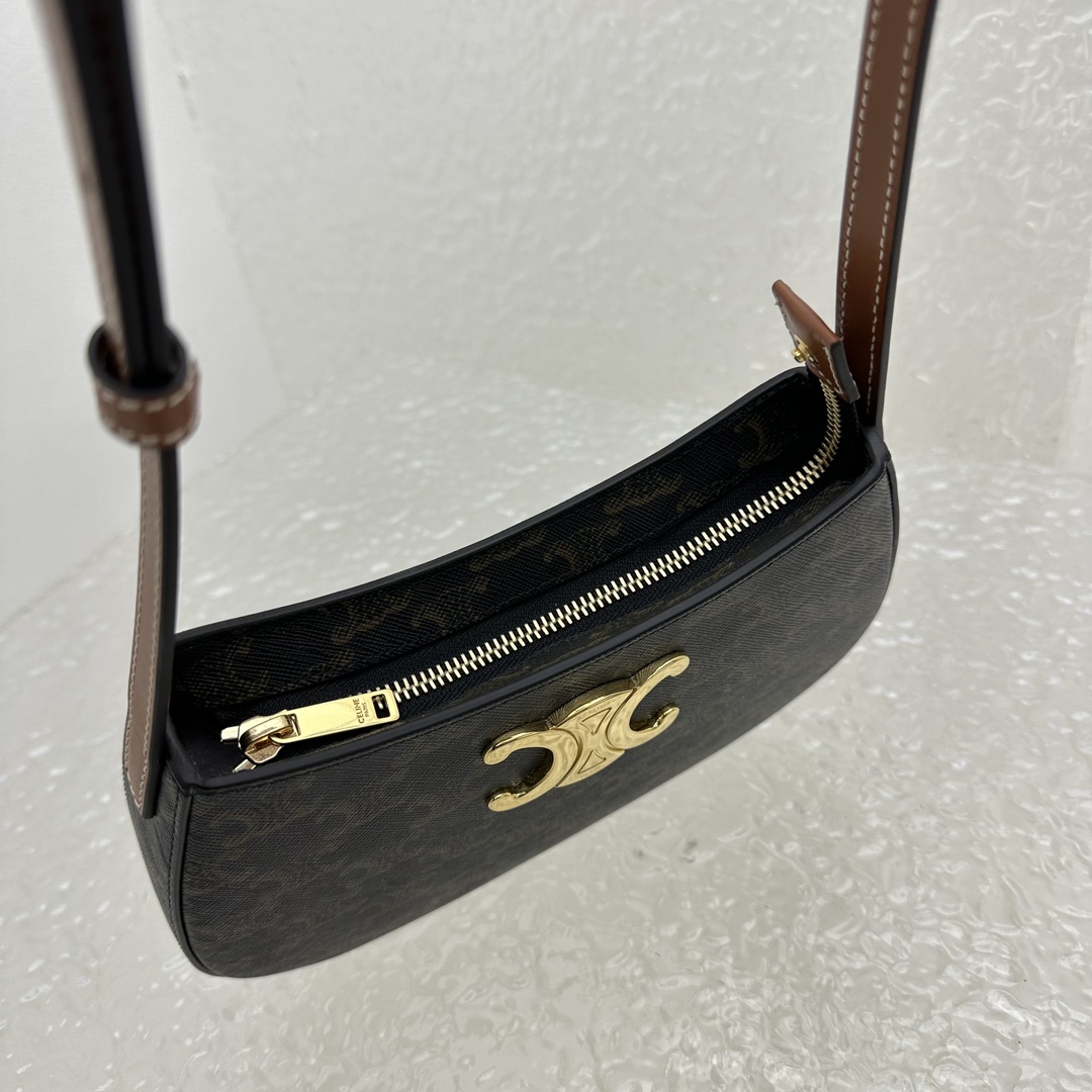 Celine Medium Tilly Bag In Shiny Calfskin - 