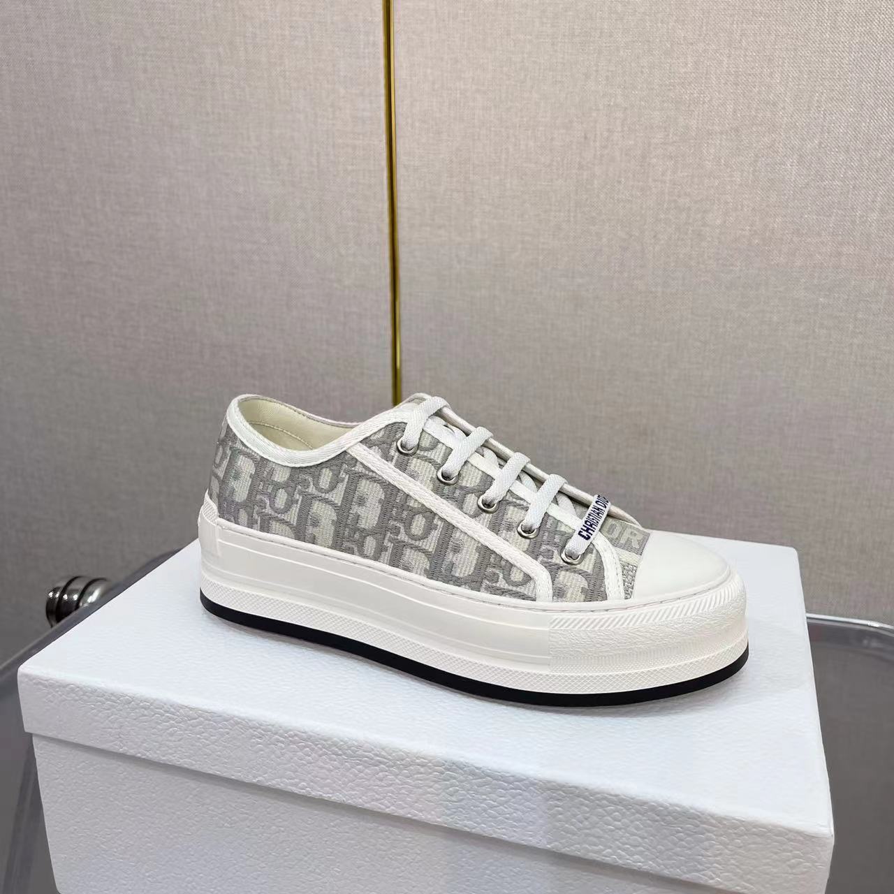 Dior Walk'n'Dior Platform Sneaker - 