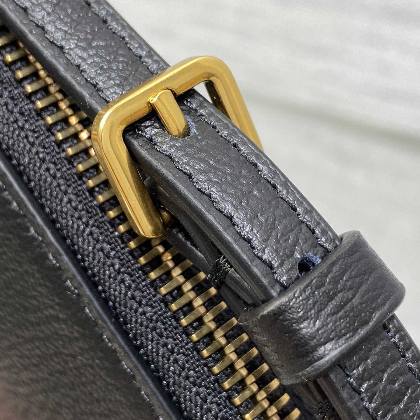 Dior Saddle Shoulder Pouch - 