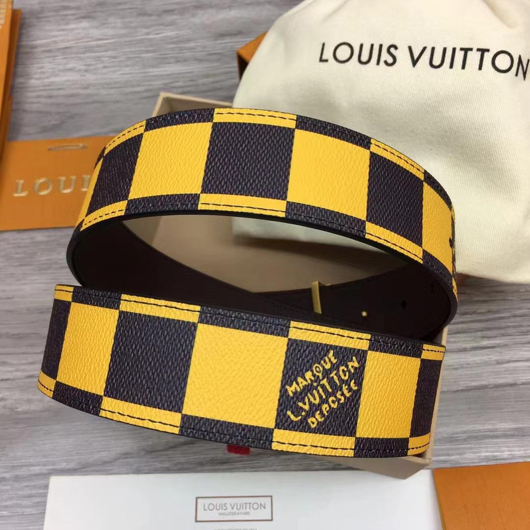 Louis Vuitton LV Initiales 40mm Reversible Belt     M8546U - 